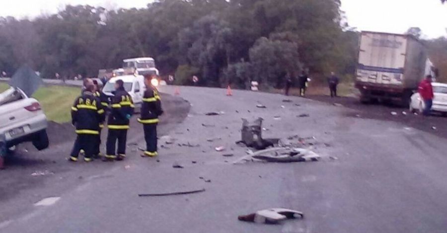 Azul: trágico accidente en la ruta nacional n° 3 deja como saldo dos fallecidos 2 Azul: trágico accidente en la ruta nacional n° 3 deja como saldo dos fallecidos