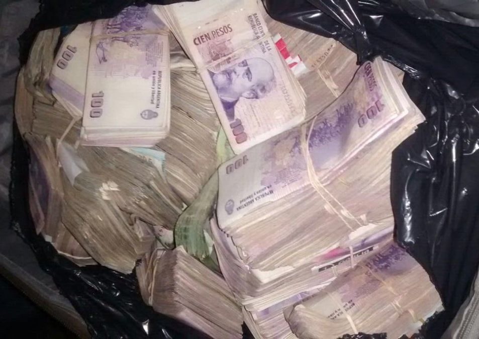 Uocra bahía blanca | en un megaoperativo de la policía bonaerense detuvieron a humberto monteros con drogas y valijas con dinero