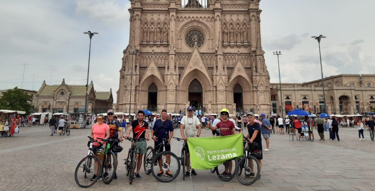 Gran cantidad de participantes en la peregrinación ciclística chascomús-luján
