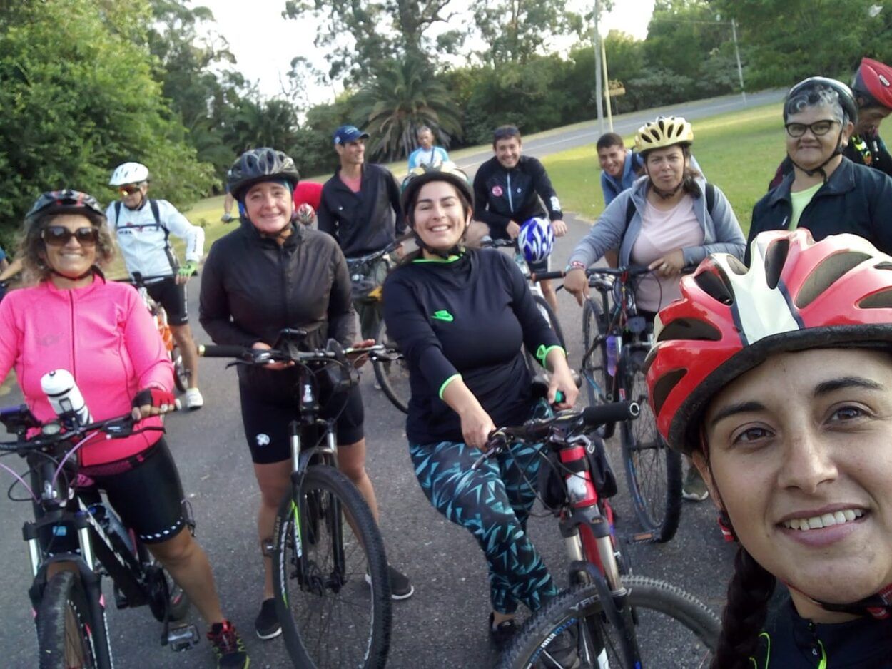 Gran cantidad de participantes en la peregrinación ciclística chascomús-luján