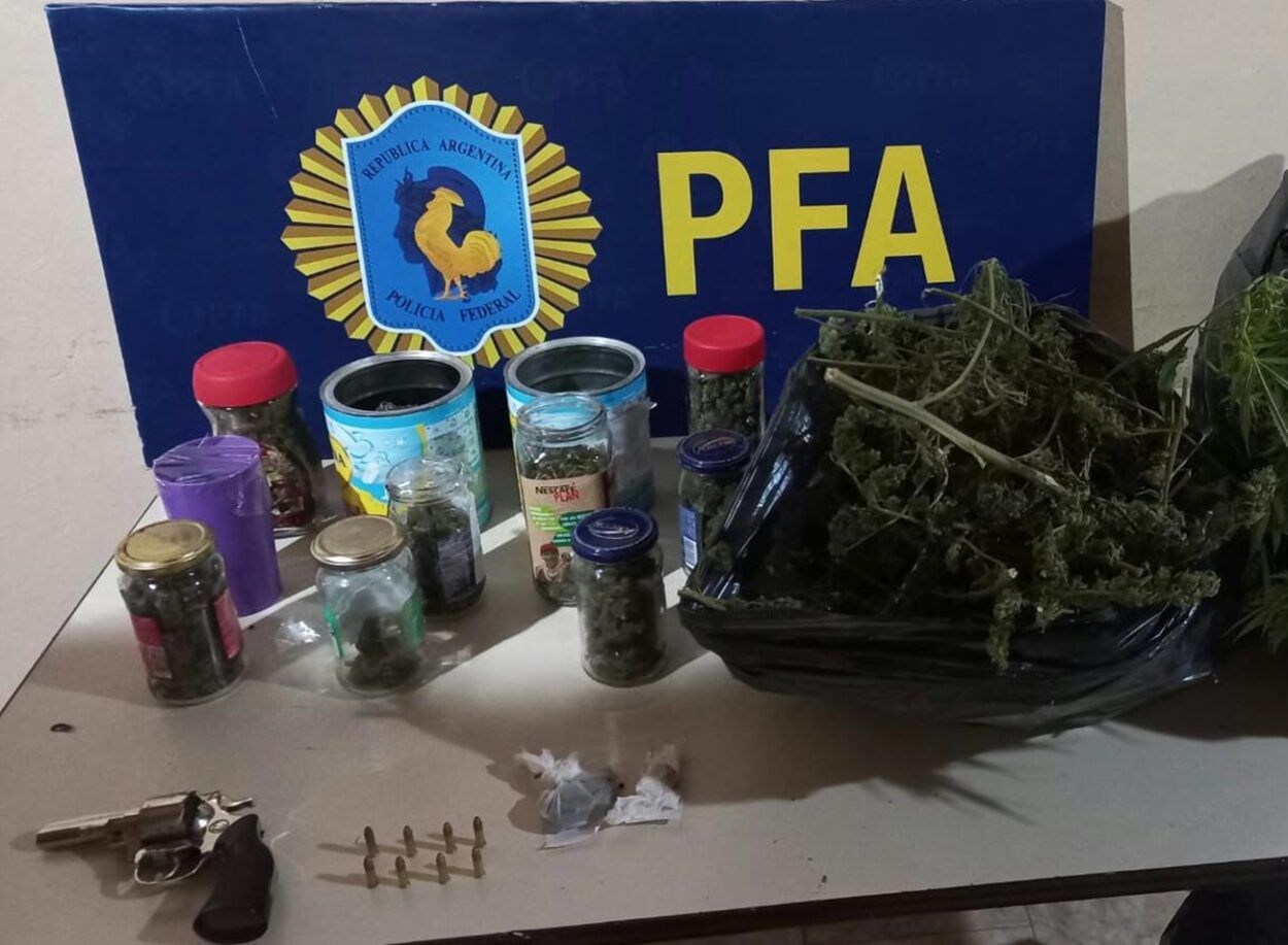 Allanamientos por drogas en chascomús: secuestran 20 kilos de marihuana